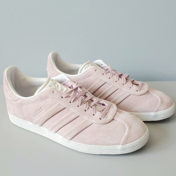 gazelle stitch and turn pink